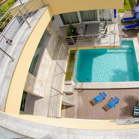 Danex Superior アパート ウマグ