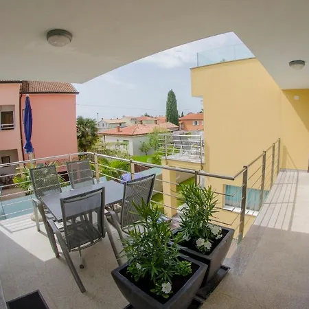 Danex Superior Appartement *