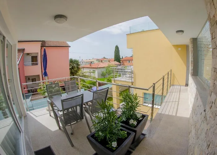 Danex Superior Appartement *